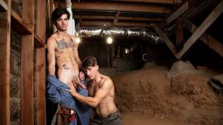 Online film Jake Porter & Leeroy Jones in Underground Pipe - NextdoorWorld