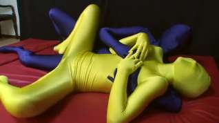 Free online porn TRANSPARENT YELLOW ZENTAI CUTE GIRL