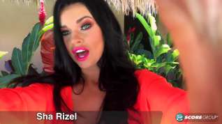 Online film Sha Rizel Takes Us For An Island Stroll With Her Smartphone - ScoreLand