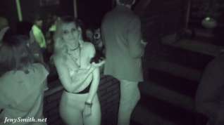 Online film Got naked in a dark corner of a club. Caught!