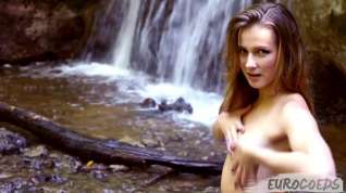Online film Alise Smith Artistic Video At Waterfall - EuroCoeds