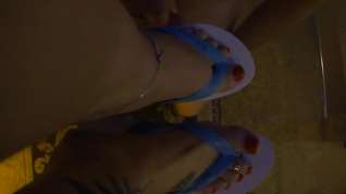 Online film havaianas flip flop footjob