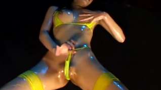Online film Micro Bikini Oily Dance 3 Scene 1 - Yui Homine