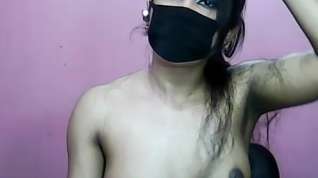 Online film gesi hostel girl dancing1