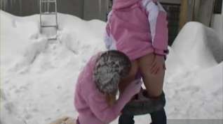 Online film Belicia and Zuzana fucked on the snow