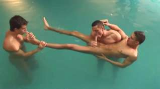 Online film boys having fun in the pool