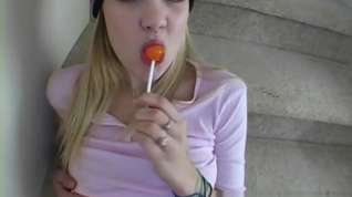 Online film Slut Lollipop Sucking