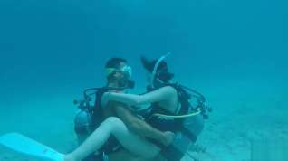 Online film Asian Scuba Suck