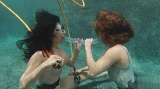 Online film girls having fun underwater pt1