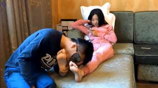 Online film Chinese foot licking