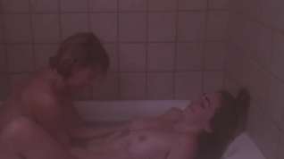 Online film Findom 420 Bath with beachy hippy babes