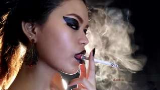 Online film Alana's darkside Smoking
