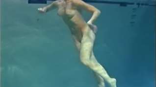 Online film girl underwater aqb4 pt5