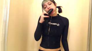Online film Amazing Sloppy Deepthroat Young Lady Pushes Her Throat To the Limit