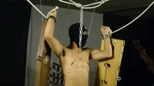 Online film hot nipple torture