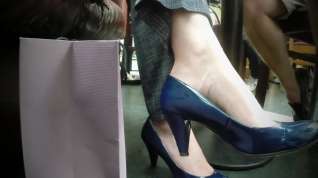 Online film Dangling heels