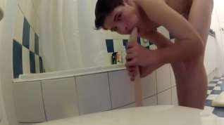 Online film twink with dildos in bathroom no sound