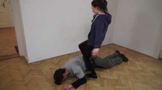 Online film Marcela Policewoman fight