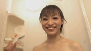 Online film Sweet babe gets naked to shave her intimate parts in the shower