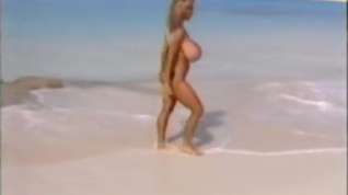 Online film Busty Dusty on the Beach.