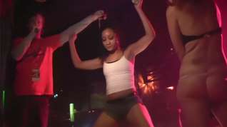 Online film Hot Chicks At The Club - DreamGirls