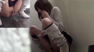 Online film Asian piss floods floor