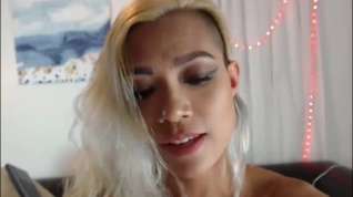 Online film Amazing Blonde Is Squirting Massively