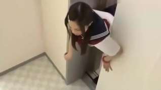 Online film Schoolgirl forced fucked in elevator