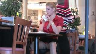 Online film Pussy upskirt in cafe