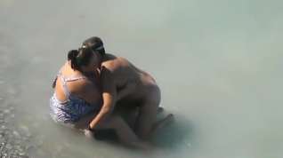Online film Chubby Girl Fucked In The Sea by A local Guy On Her Trip Abroad