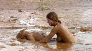 Online film Sexy lesbians in muddy bondage