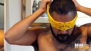 Online film Avi Strider - Better Blindfolded - BearFilms