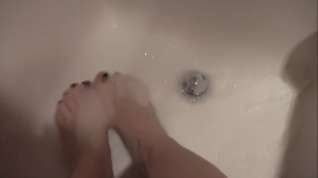 Online film Playing With My Pedicured Feet With My Manicured hands!