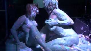 Online film Chikkin and Alice public sploshing exhibition at a rave