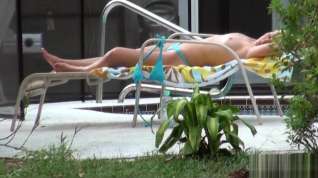 Online film Spying on Nude Sunbather