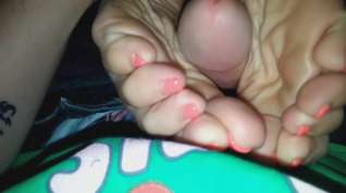 Online film Latina Friend Footjob