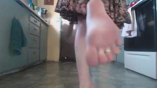 Online film my slutty neighbor's feet
