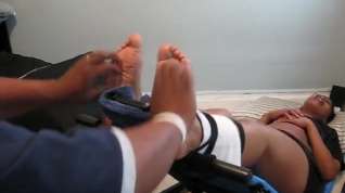 Online film Ebony sole tickling