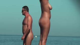 Online film Sexy Nudist Babes at the Beach Voyeur Spycam HD 02