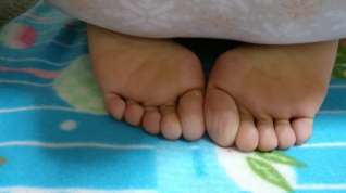 Online film Japanese Girl's Soles in seiza position