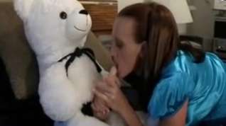 Online film A Girl And Her Teddy Bear