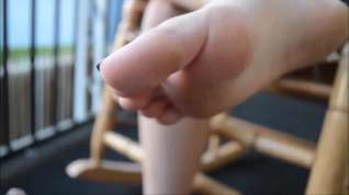 Online film Dangling Feet Pov