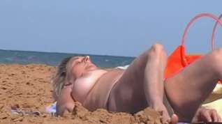 Online film Mature topless beach