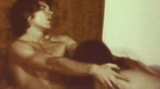 Online film Young Couple Enjoys Hardcore in Bed (1960s Vintage)