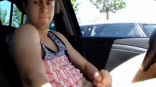 Online film Horny Guy Masturbating In His Car