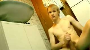 Online film Cute Blond Lad Wanks In Bathroom.
