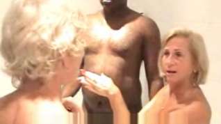 Online film Granny Her Friend And A Mandingo