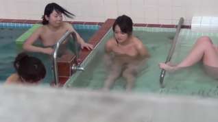 Online film Public bathing asian pees
