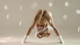 Online film Christmas themed gymnastics by sexy ass Svetik