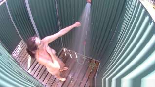 Online film Brunette MILF Showering in Public Pool